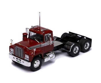 MACK R-Series 1966 Metallic Red
