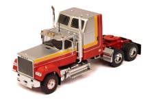 MACK SUPERLINER MAGNUM 1985 Red and Silver